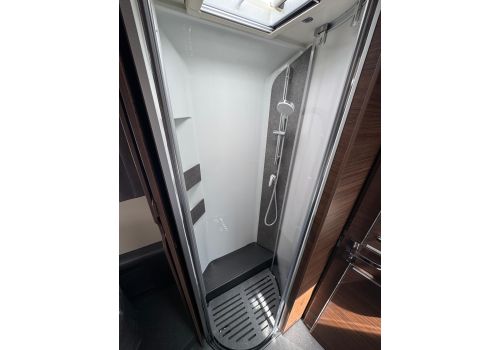 Autocaravana Integral CARTHAGO Chic C-Line I 5.0 L QB Nueva en Venta