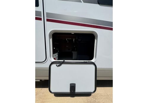 Autocaravana Integral CARTHAGO Chic C-Line I 5.0 L QB Nueva en Venta