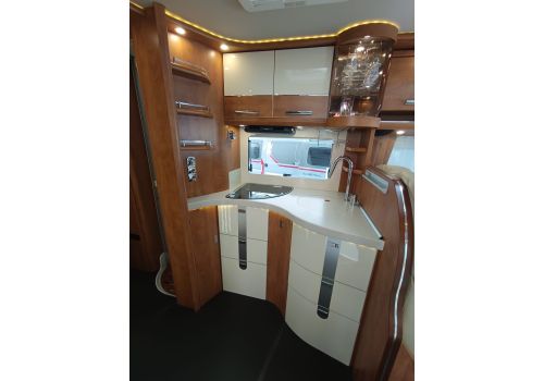 Autocaravana Integral CARTHAGO Chic C-Line XL 5.8 Q de Ocasión