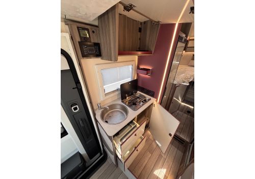 Autocaravana Perfilada ROLLER TEAM Kronos 281 TL FIT Nueva en Venta