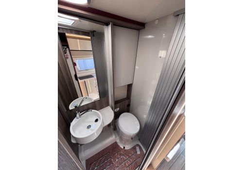 Autocaravana Perfilada ROLLER TEAM Kronos 281 TL FIT Nueva en Venta