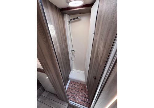 Autocaravana Perfilada ROLLER TEAM Kronos 281 TL FIT Nueva en Venta