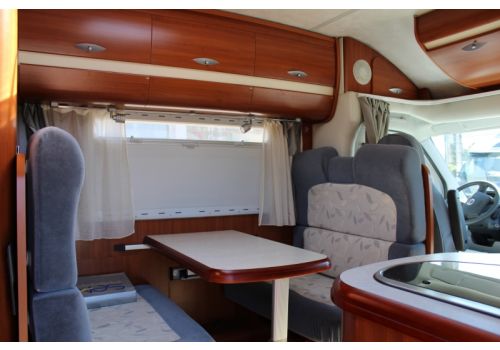 Autocaravana Perfilada MOBILVETTA P81 de Ocasión