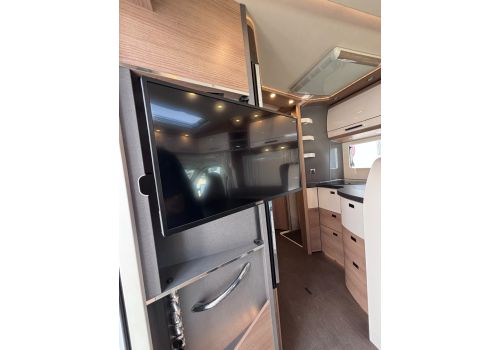 Autocaravana Perfilada CARTHAGO C-Tourer T 145 RB LE de Ocasión