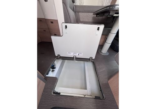 Autocaravana Perfilada CARTHAGO C-Tourer T 145 RB LE de Ocasión