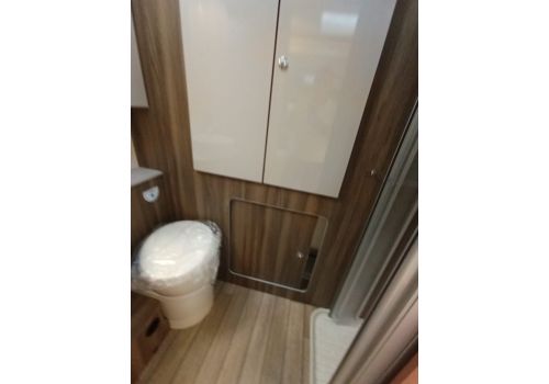 Autocaravana Perfilada ROLLER TEAM Kronos Fit 230 TL Nueva en Venta