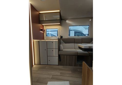 Autocaravana Perfilada ROLLER TEAM Kronos Fit 230 TL Nueva en Venta
