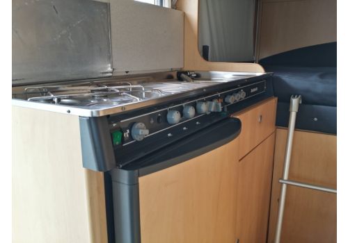 Autocaravana Perfilada DETHLEFFS Globebus T-1 de Ocasión