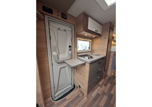 Autocaravana Perfilada WEINSBERG R57 de Ocasión