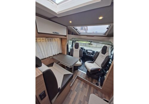 Autocaravana Perfilada WEINSBERG R57 de Ocasión