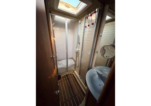 Autocaravana Perfilada BURSTNER Nexxo T660 de Ocasión