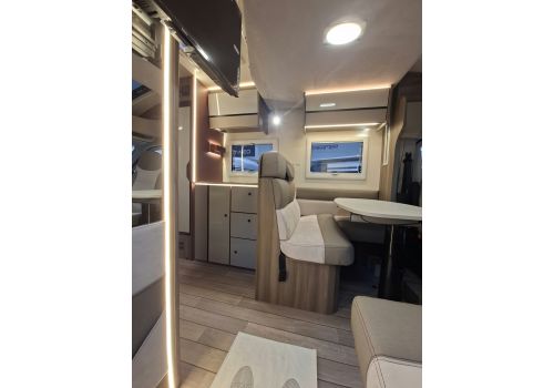 Autocaravana Perfilada ROLLER TEAM Kronos Fit 294 Nueva en Venta