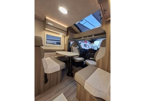 Autocaravana Perfilada ROLLER TEAM Kronos Fit 294 Nueva en Venta