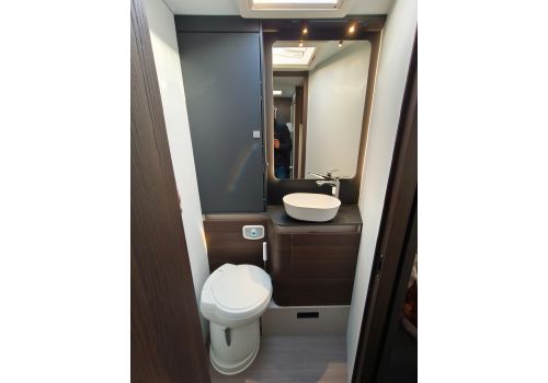 Autocaravana Perfilada ADRIA Matrix Supreme 670SC de Ocasión