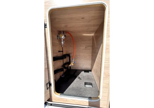 Autocaravana Integral DETHLEFFS Globebus I1 2027 en Alquiler