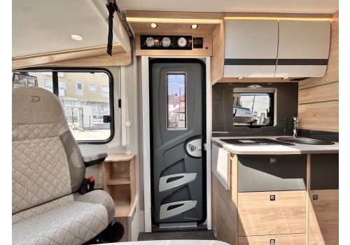 Autocaravana Integral DETHLEFFS Globebus I1 2027 en Alquiler
