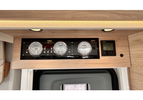 Autocaravana Integral DETHLEFFS Globebus I1 2027 en Alquiler