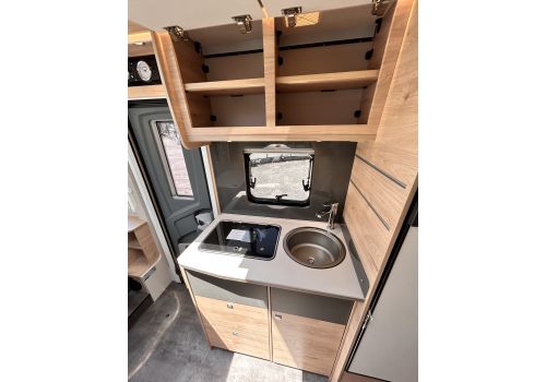Autocaravana Integral DETHLEFFS Globebus I1 2027 en Alquiler