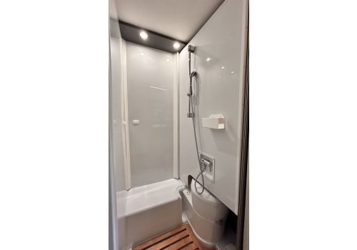 Autocaravana Integral DETHLEFFS Globebus I1 2027 en Alquiler