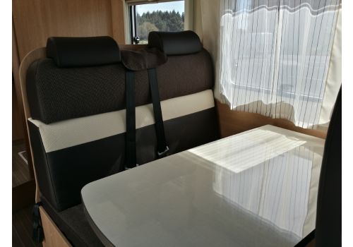 Autocaravana Perfilada SUNLIGHT T 69 S modelo 2017 de Ocasión