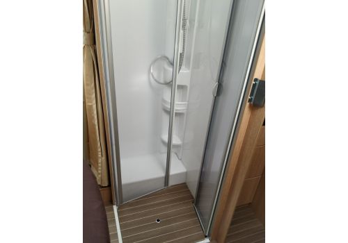 Autocaravana Perfilada SUNLIGHT T 69 S modelo 2017 de Ocasión