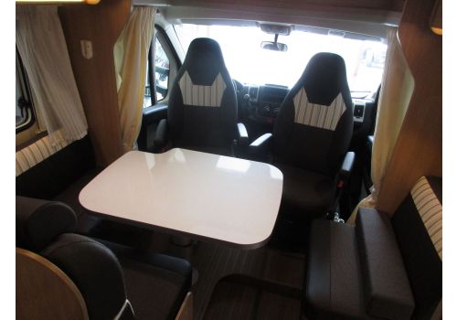 Autocaravana Perfilada SUNLIGHT T 69 L de Ocasión