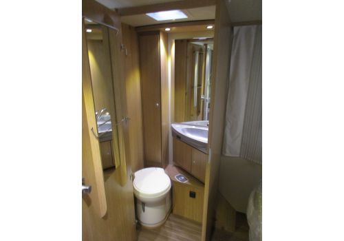 Autocaravana Perfilada SUNLIGHT T 69 L de Ocasión