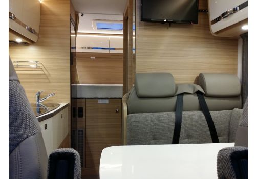 Autocaravana Perfilada DETHLEFFS Globebus T 1 modelo 2017 de Ocasión