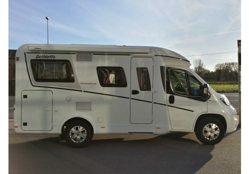 Autocaravana Perfilada DETHLEFFS Globebus T 1 modelo 2017 de Ocasión