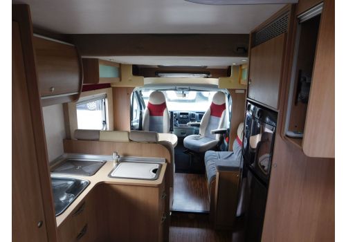 Autocaravana Perfilada BURSTNER T664 de Ocasión