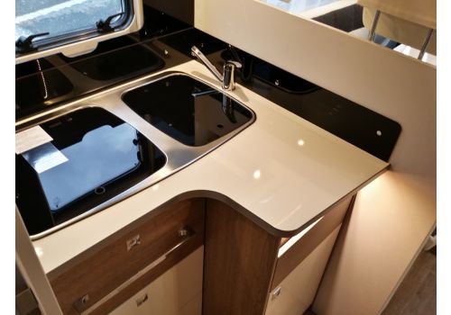 Autocaravana Integral DETHLEFFS Trend I 7057 DBM de Ocasión