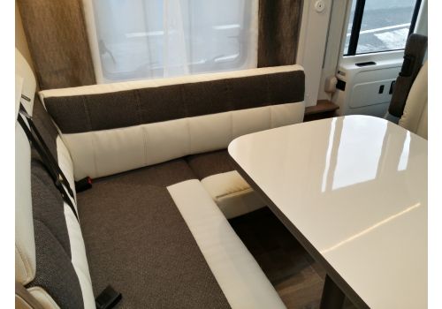 Autocaravana Integral DETHLEFFS Trend I 7057 DBM de Ocasión