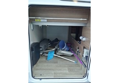 Autocaravana Integral DETHLEFFS Trend I 7057 DBM de Ocasión