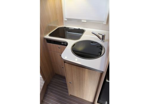 Autocaravana Perfilada SUNLIGHT T-69 S modelo 2017 de Ocasión