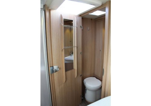 Autocaravana Perfilada SUNLIGHT T-69 S modelo 2017 de Ocasión