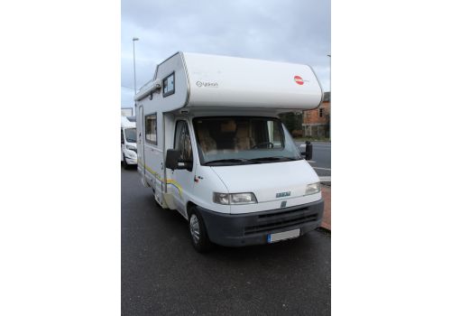 Autocaravana Capuchina BURSTNER A535 de Ocasión