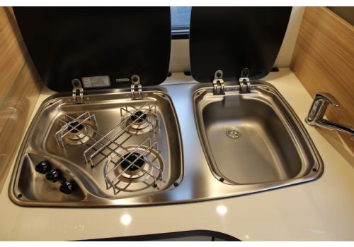 Autocaravana Perfilada DETHLEFFS Globebus T 7 de Ocasión