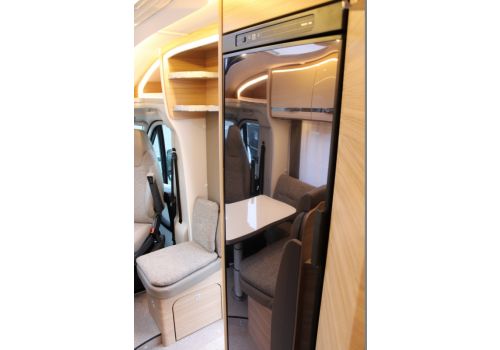 Autocaravana Perfilada DETHLEFFS Globebus T 7 de Ocasión