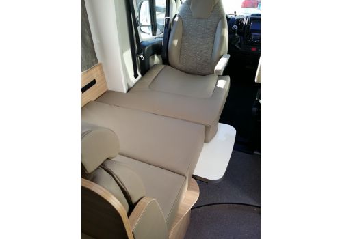 Autocaravana Perfilada DETHLEFFS Globebus T 7 de Ocasión