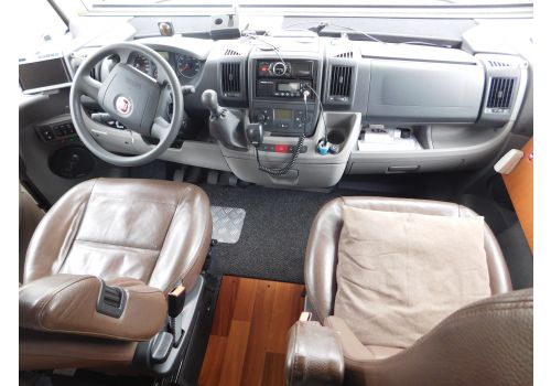 Autocaravana Integral HYMER B698 de Ocasión
