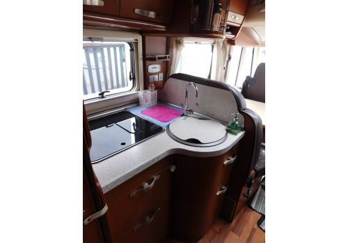 Autocaravana Integral HYMER B698 de Ocasión