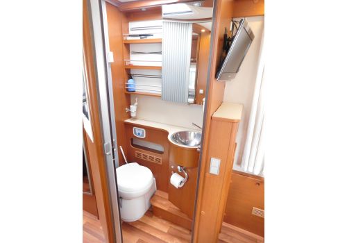 Autocaravana Integral HYMER B698 de Ocasión