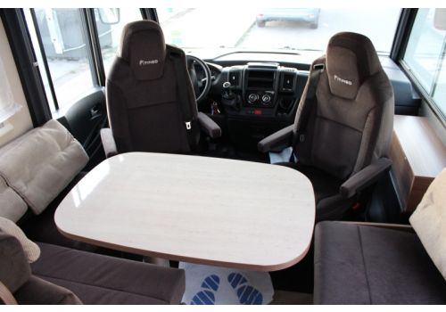 Autocaravana Integral ITINEO MB 700 de Ocasión