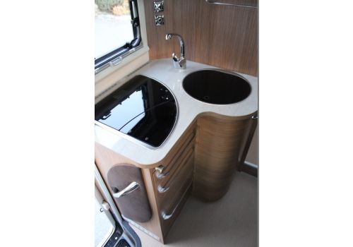 Autocaravana Integral ITINEO MB 700 de Ocasión