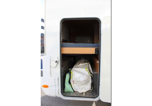 Autocaravana Capuchina DETHLEFFS Globe R A588 de Ocasión