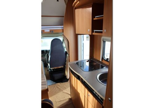 Autocaravana Capuchina DETHLEFFS Globe R A588 de Ocasión