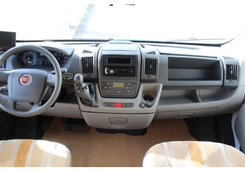 Autocaravana Capuchina DETHLEFFS Globe R A588 de Ocasión