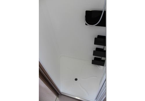 Autocaravana Integral ITINEO MC740 modelo 2018 Nueva en Venta