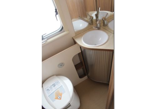 Autocaravana Integral ITINEO MC740 modelo 2018 Nueva en Venta