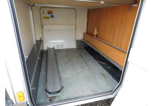 Autocaravana Integral HYMER B614. de Ocasión